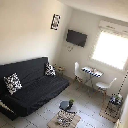 Quartier Du Port Apartment Nice
